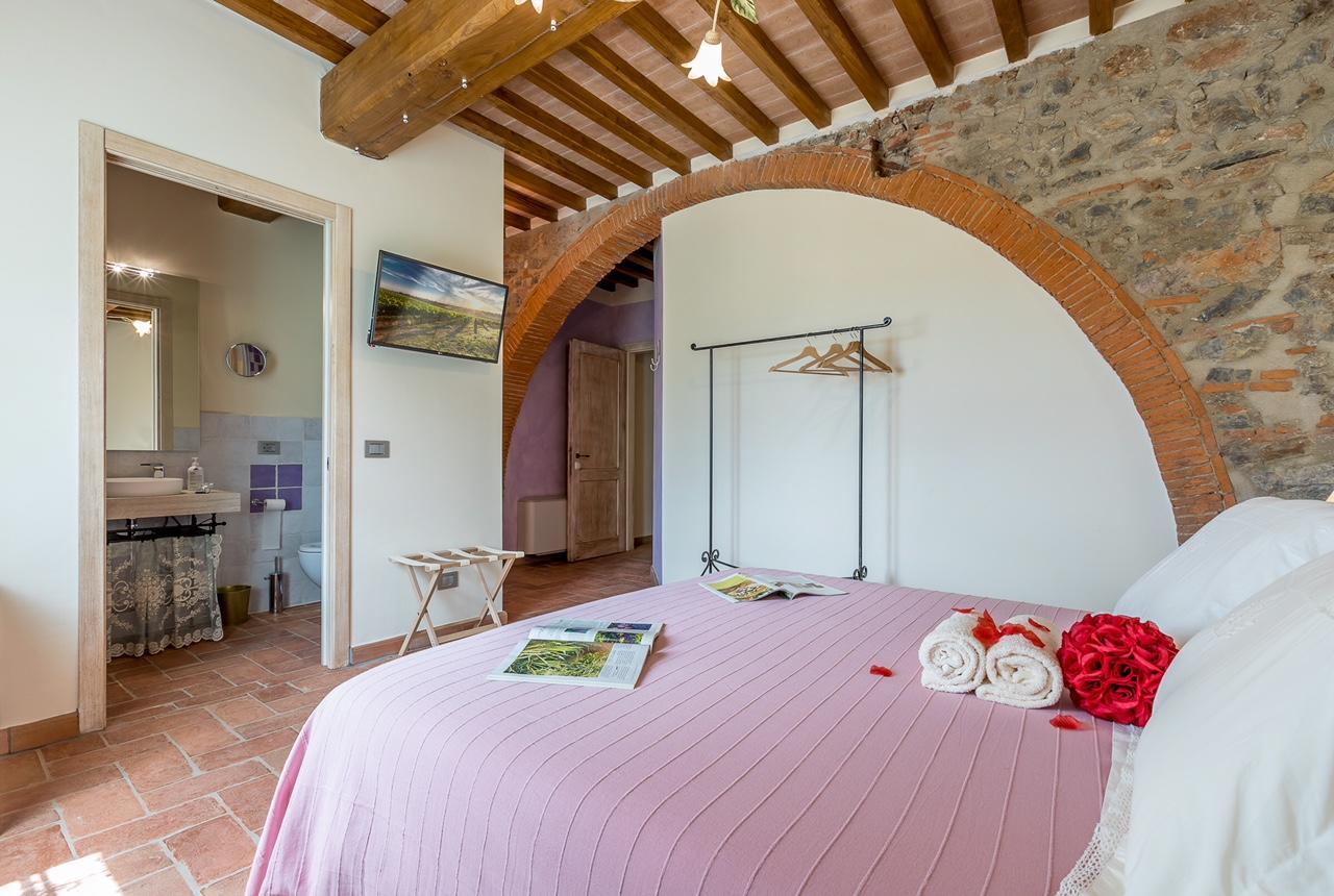 B&B Pietra A Padule Filettole Buitenkant foto