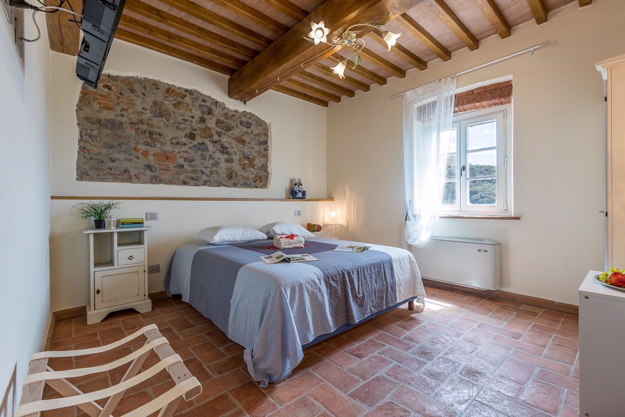 B&B Pietra A Padule Filettole Buitenkant foto
