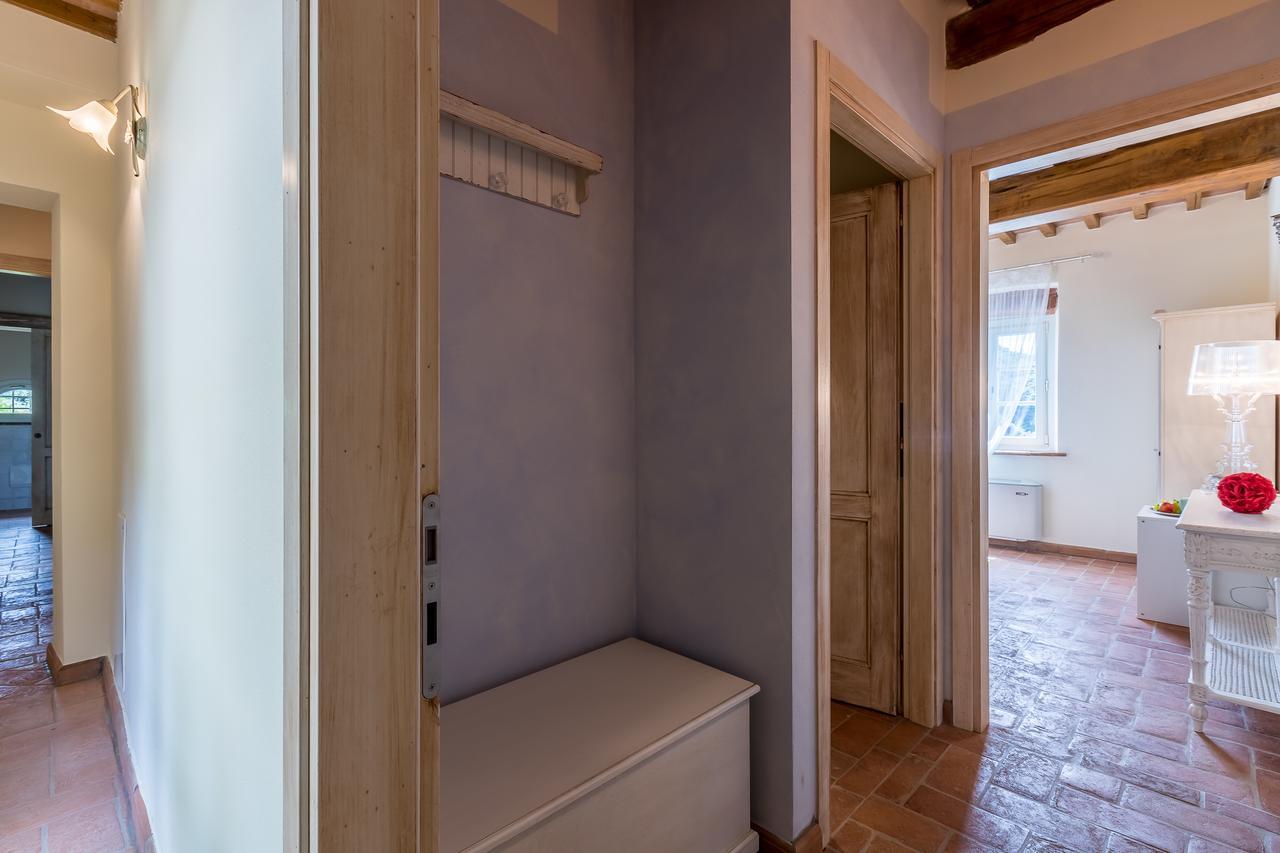 B&B Pietra A Padule Filettole Buitenkant foto