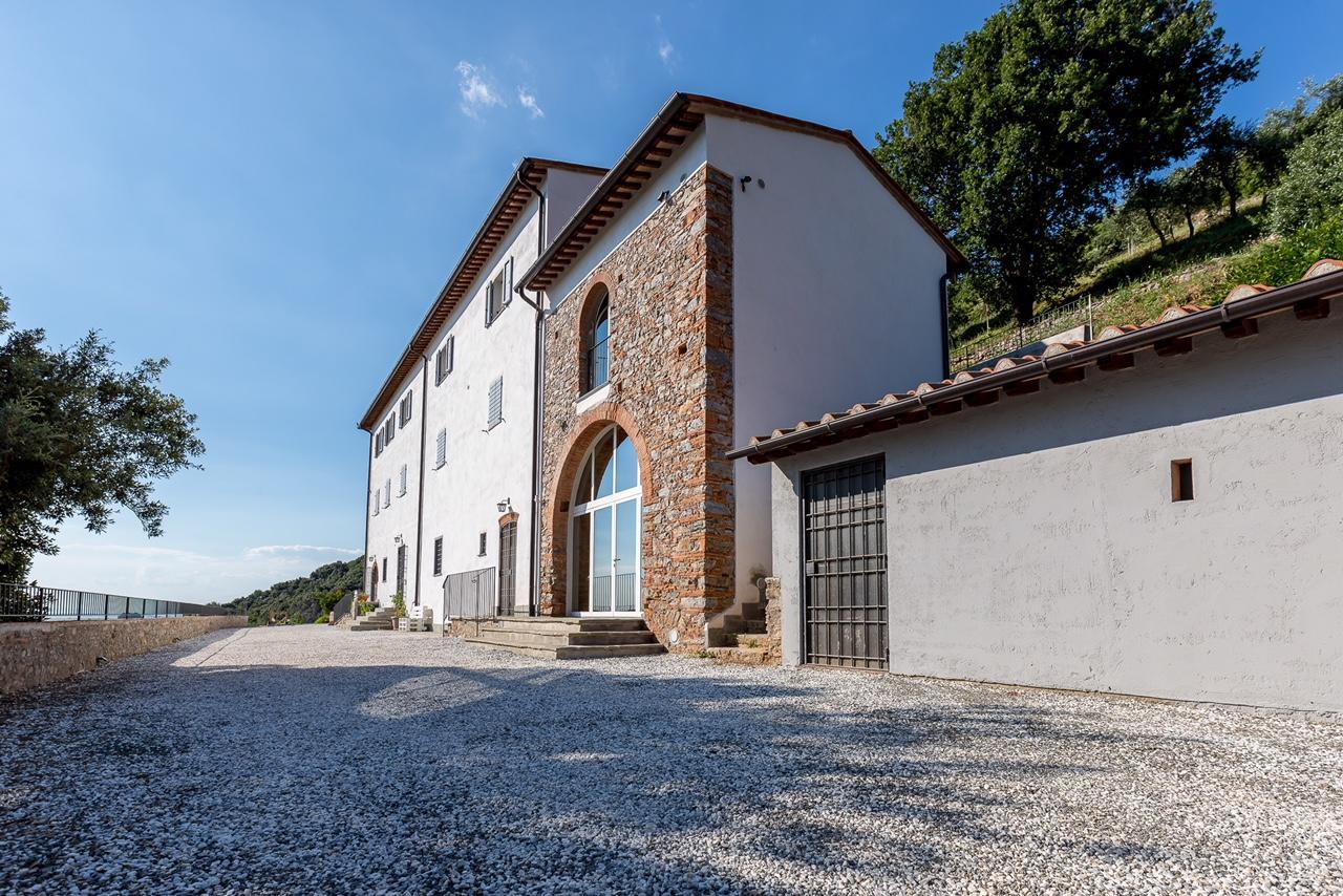 B&B Pietra A Padule Filettole Buitenkant foto