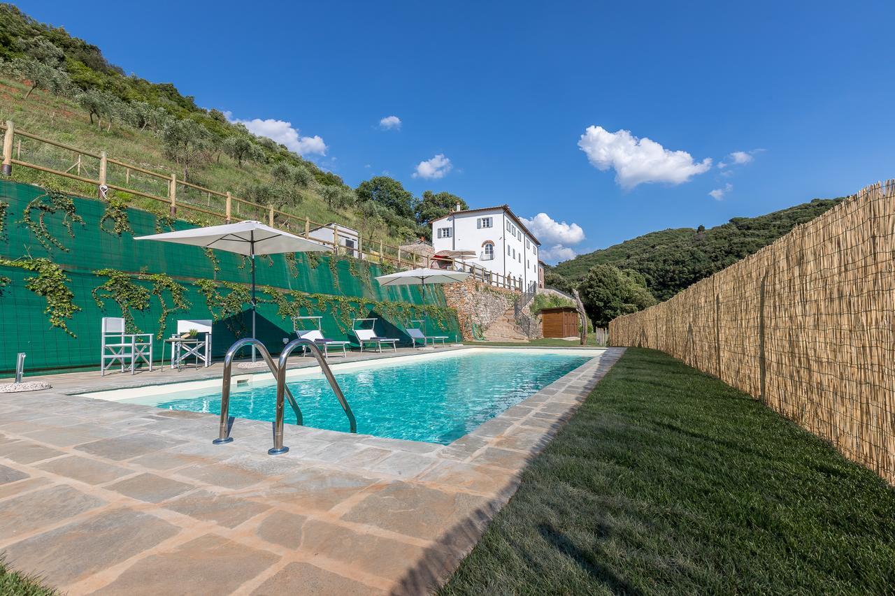 B&B Pietra A Padule Filettole Buitenkant foto