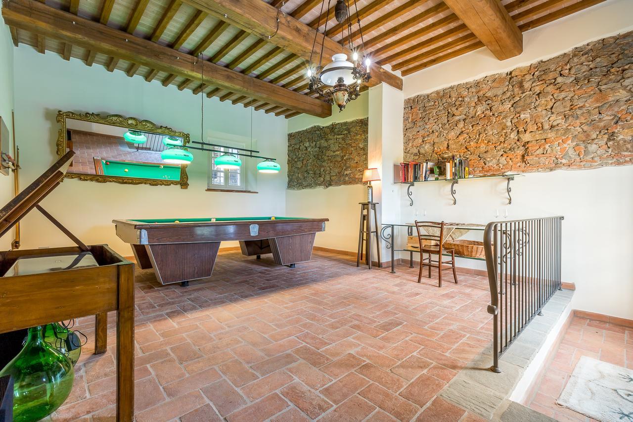 B&B Pietra A Padule Filettole Buitenkant foto