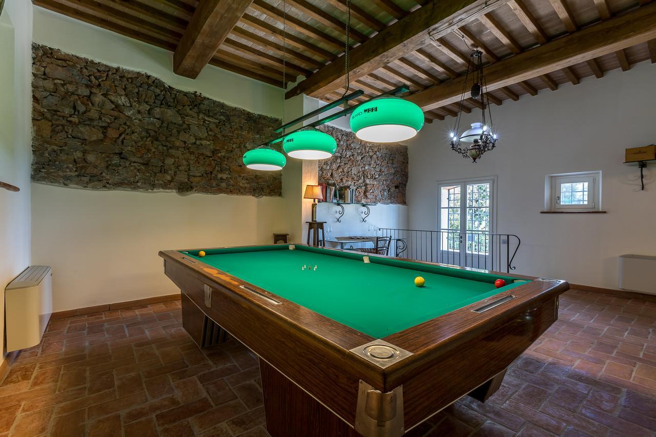 B&B Pietra A Padule Filettole Buitenkant foto