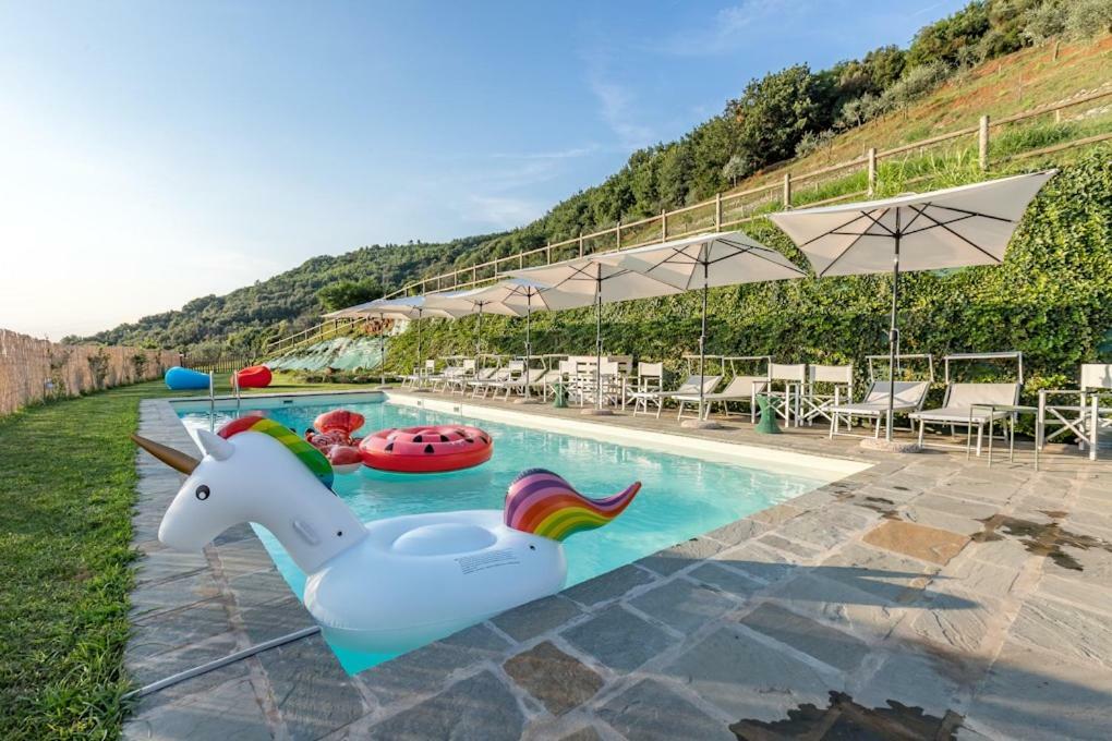 B&B Pietra A Padule Filettole Buitenkant foto