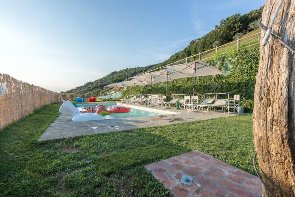 B&B Pietra A Padule Filettole Buitenkant foto
